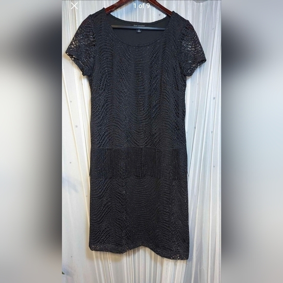 5/$25 Black & Metallic Dress Size 10 - Picture 5 of 9